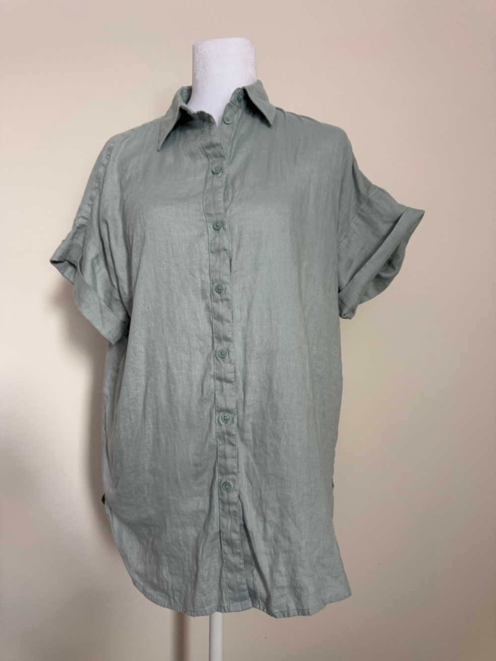 Lauren Ralph Lauren women’s 100% Linen button down top sage  size medium EUC